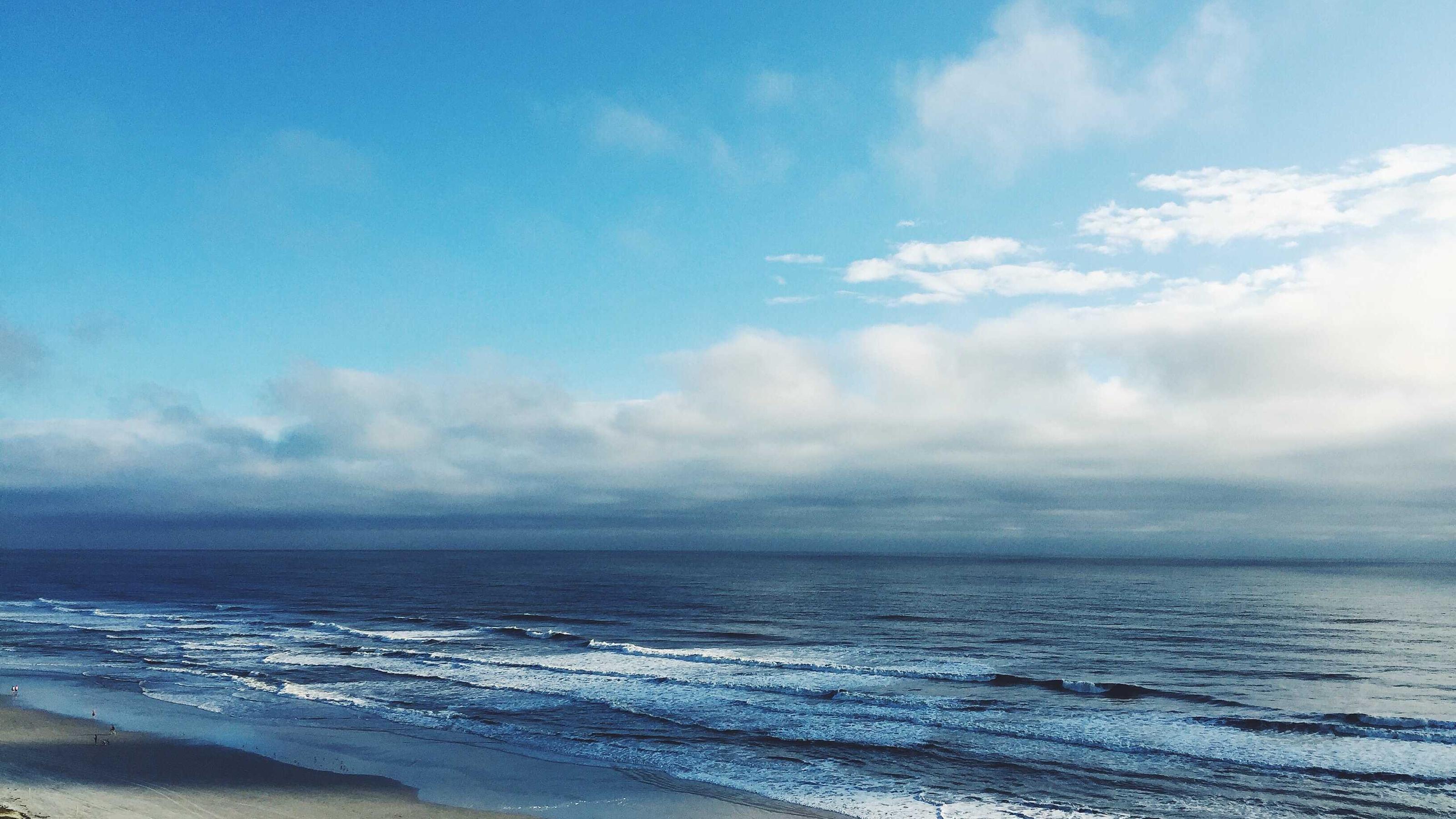 A placeholder landscape photograph used to demonstrate the image overlay
